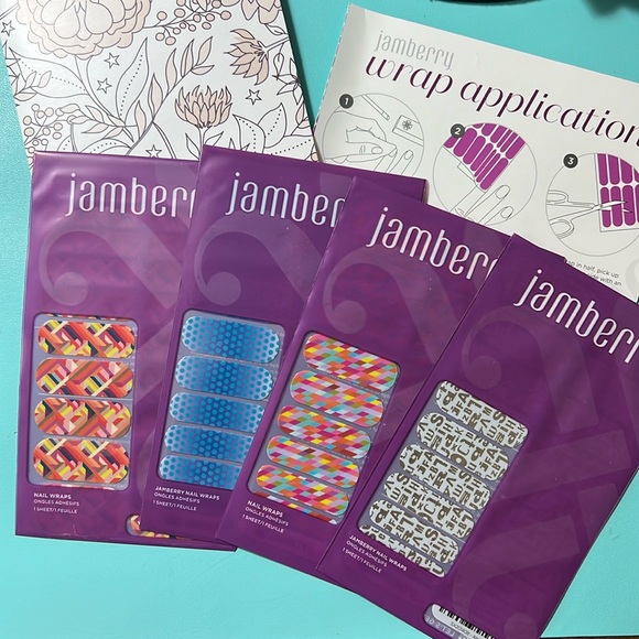 Jamberry (set of 4) nail wraps - Picture 1 of 1